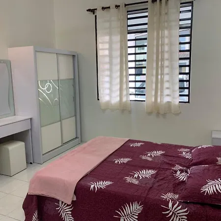 Homestay Maryam Lumut Exterior photo
