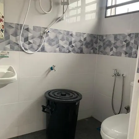 Homestay Maryam Lumut Exterior photo